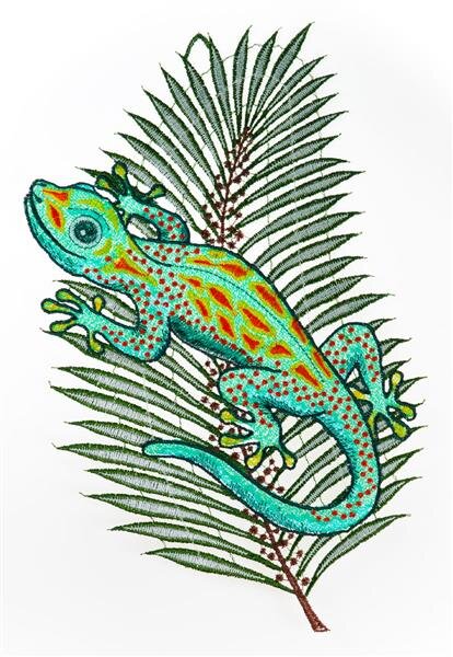 Fensterbild "Gecko" farbig, 19 x 34 cm, Original Plauener Spitze