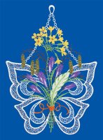 Fensterbild "Schmetterling mit Blumen" farbig, 21 x 30 cm, Original Plauener Spitze